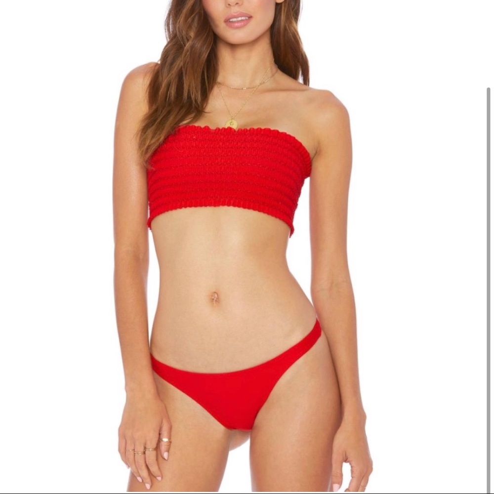 ELLEJAY Daniela Bottom in Cherry